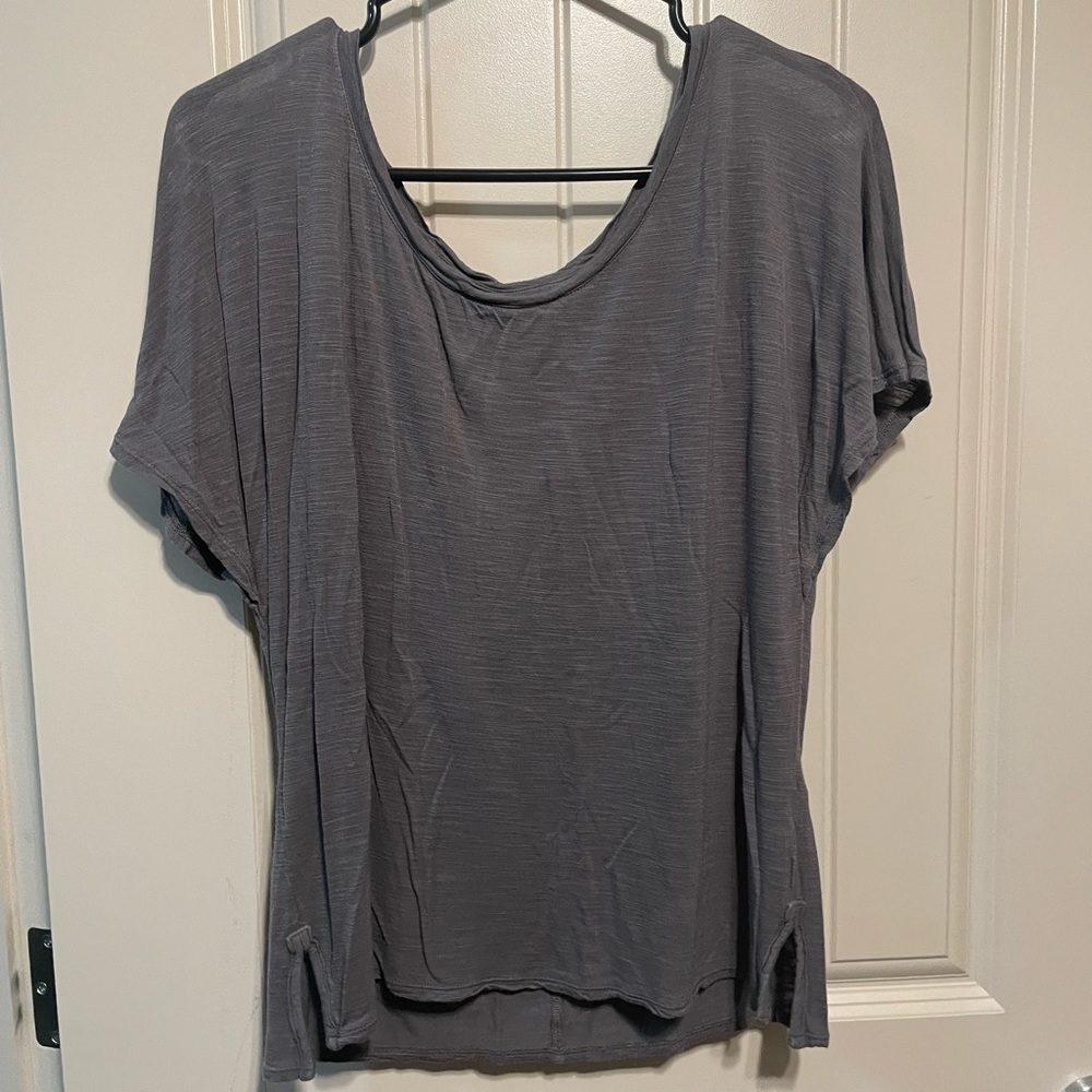 Flowy Tee